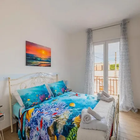 Fronte Mare Gold Escape بيت للعطل